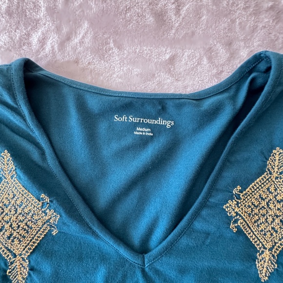 Soft Surrounding Relax Top Turquoise Gold Embroidered Entertaining - Picture 9 of 11